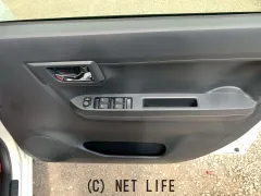 ダイハツ ミライース