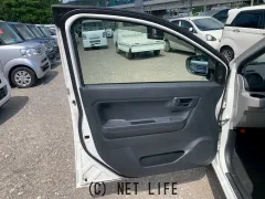 ダイハツ ミライース