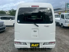 ダイハツ ハイゼットカーゴ