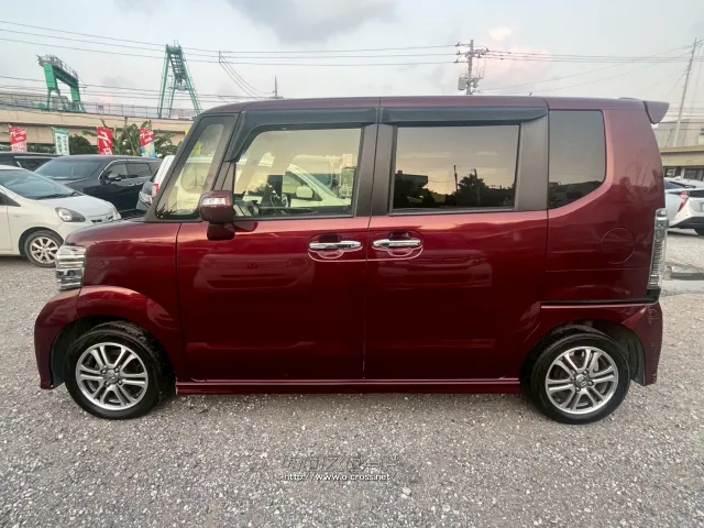 ホンダ N-BOX