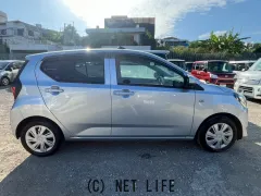 ダイハツ ミライース