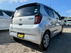 ダイハツ ミライース