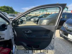 ダイハツ ミライース