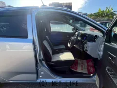 ダイハツ ミライース