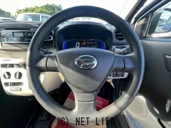 ダイハツ ミライース