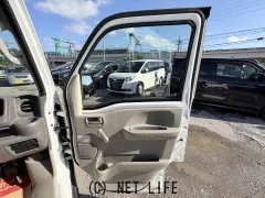 日産 NV100クリッパー