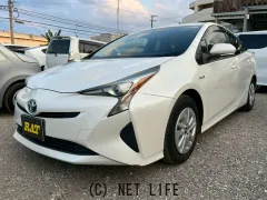 トヨタ プリウス