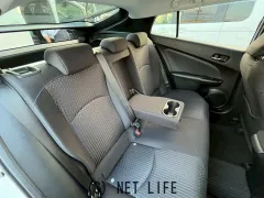 トヨタ プリウス