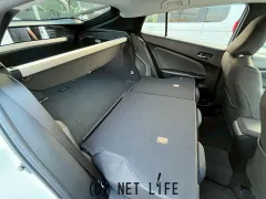 トヨタ プリウス