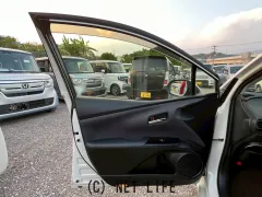 トヨタ プリウス