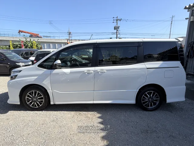 トヨタ ヴォクシー