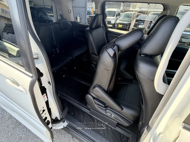 トヨタ ヴォクシー