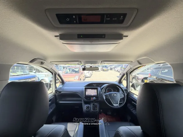 トヨタ ヴォクシー