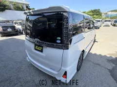 トヨタ ヴォクシー