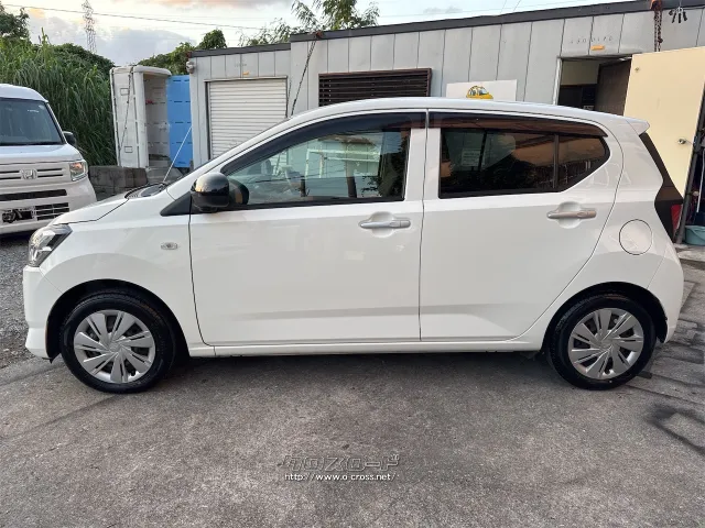 ダイハツ ミライース