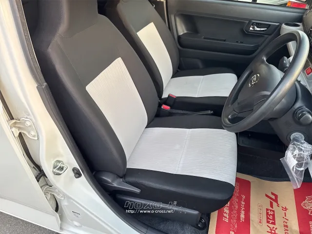 ダイハツ ミライース