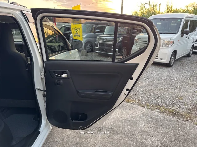 ダイハツ ミライース