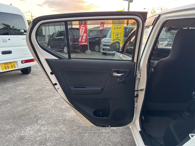 ダイハツ ミライース