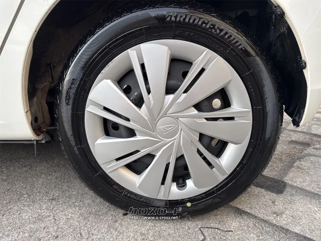 ダイハツ ミライース