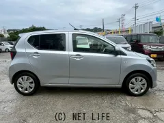 ダイハツ ミライース