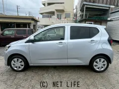 ダイハツ ミライース