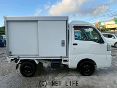 ダイハツ ハイゼットカーゴ