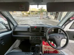 ダイハツ ハイゼットカーゴ