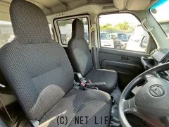 ダイハツ ハイゼットカーゴ