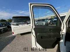 ダイハツ ハイゼットカーゴ