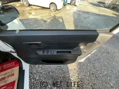 ダイハツ ミライース