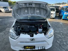 ダイハツ ミライース