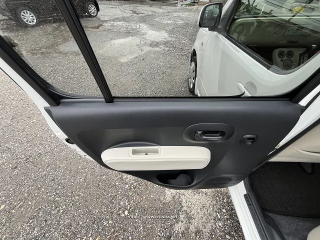 ダイハツ ミラココア