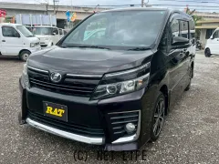 トヨタ ヴォクシー