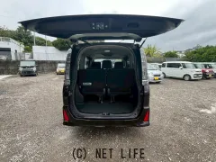 トヨタ ヴォクシー