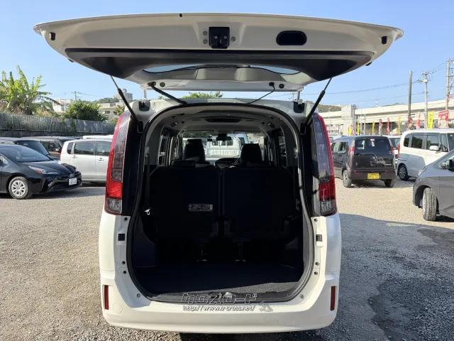 トヨタ エスクァイア