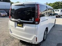 トヨタ エスクァイア