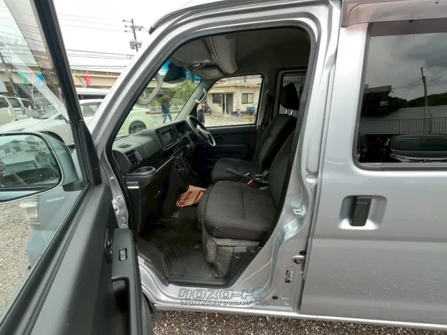 ダイハツ ハイゼットカーゴ