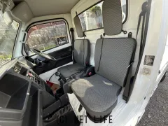 日産 NT100クリッパー