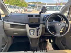 ダイハツ ムーヴ