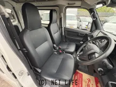 ダイハツ ハイゼットカーゴ