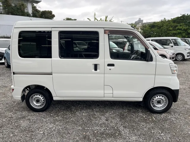 ダイハツ ハイゼットカーゴ