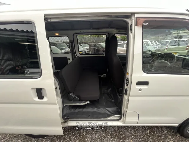 ダイハツ ハイゼットカーゴ