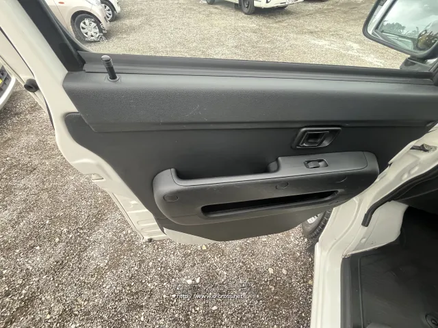 ダイハツ ハイゼットカーゴ