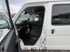 ダイハツ ハイゼットカーゴ
