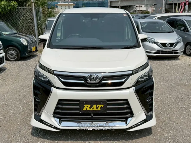 トヨタ ヴォクシー