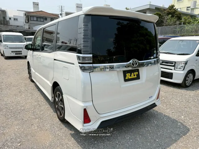 トヨタ ヴォクシー