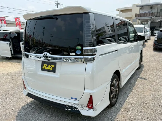 トヨタ ヴォクシー