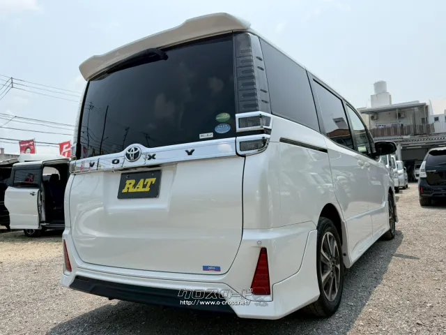 トヨタ ヴォクシー