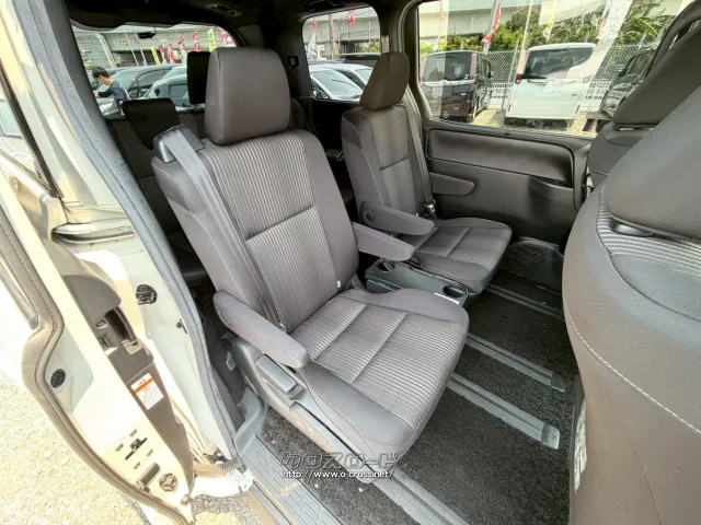 トヨタ ヴォクシー