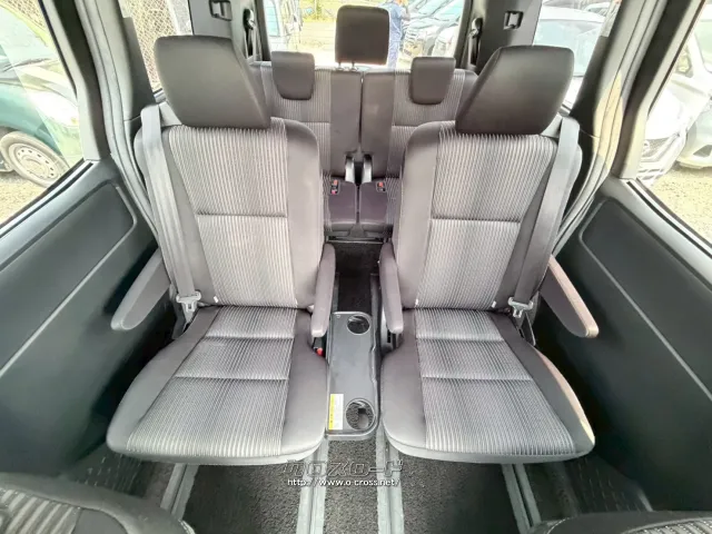 トヨタ ヴォクシー